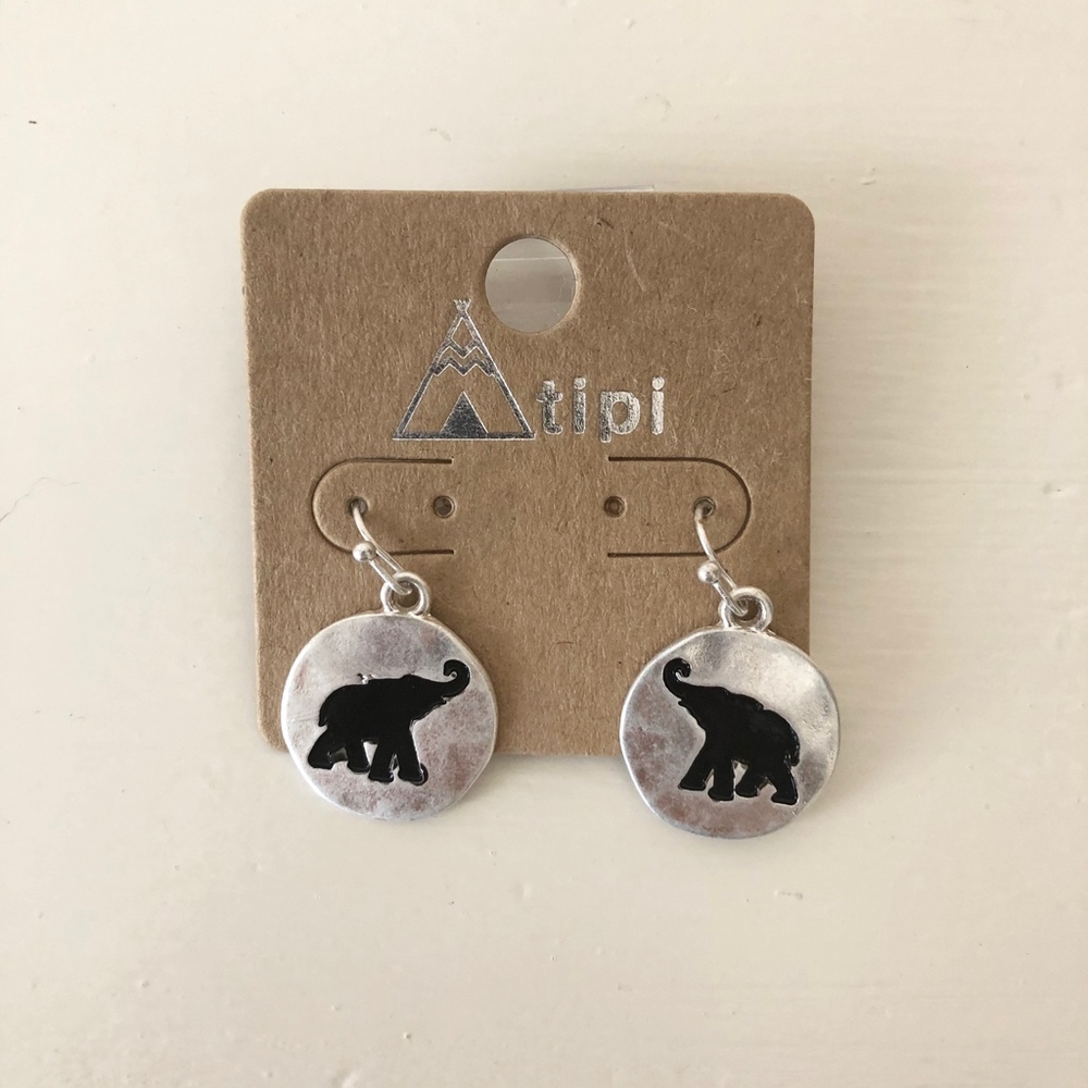 2/10 SALE 🌻Elephant Earrings